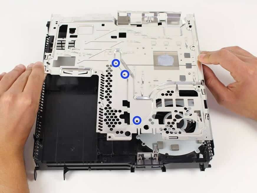 PS4 chauffe - plaque métallique