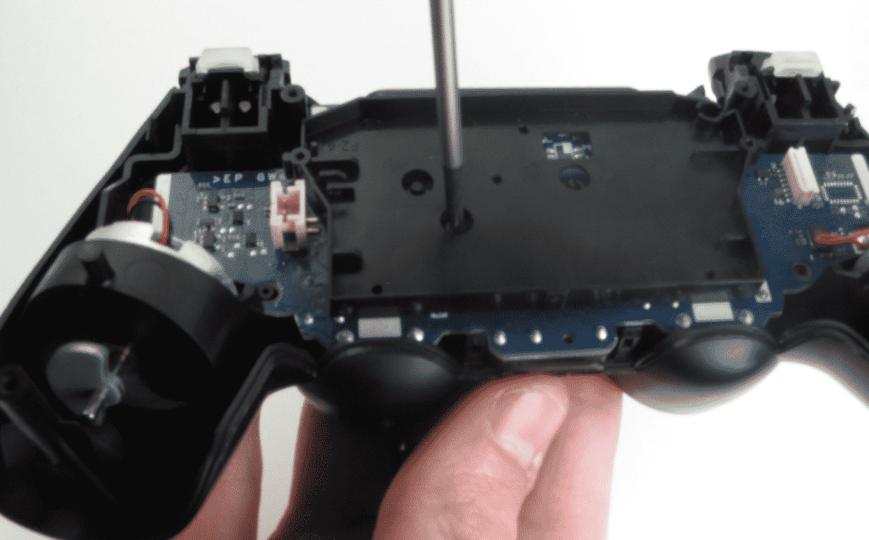 Etape 6-joystick ps4 bug